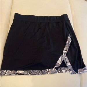 Stella ParkerBlack Floral Women's Skort